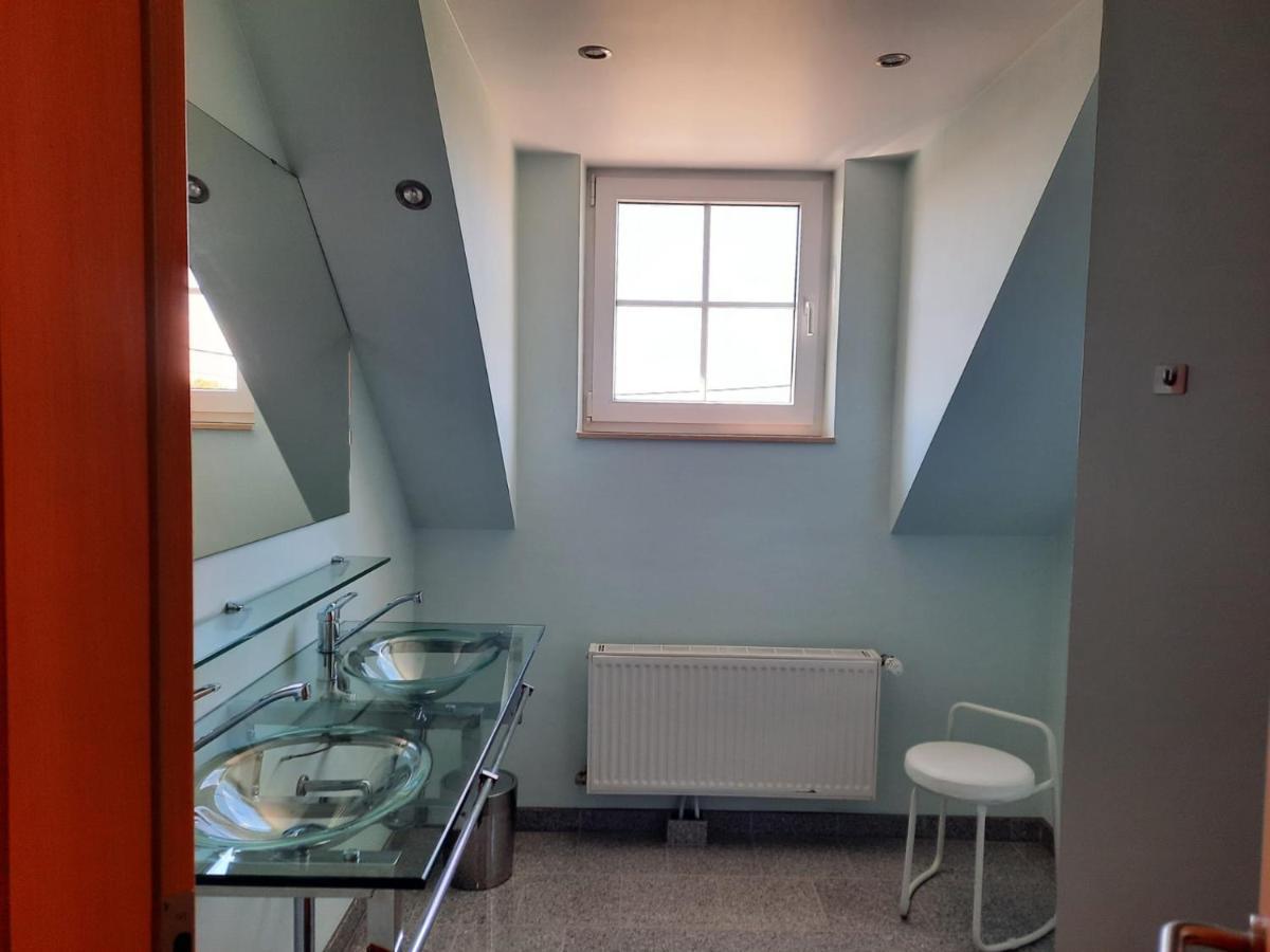 Holiday Home Mooi - Voeren Luaran gambar